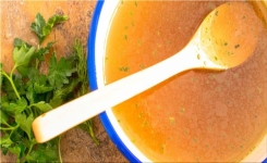 Recette : Une délicieuse soupe minceur au chou-fleur pour perdre des kilos