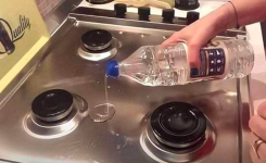 Comment nettoyer sa plaque de cuisson naturellement 