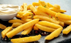 Comment faire des frites au four sans huile ?