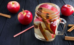 Tisane à la pomme et à la cannelle pour perdre 4 kilos par semaine