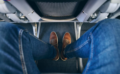 Pourquoi il est déconseillé d'enlever ses chaussures lors d'un vol?