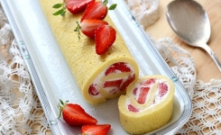 Recette Gâteau roulé à la fraise en pas à pas