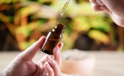 L'huile essentielle incontournable pour combattre le virus de l'herpès