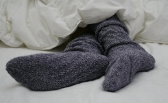 Pourquoi il faut toujours mettre des chaussettes bien chaudes avant de dormir ?