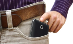 Les téléphones portables peuvent être dangereux : conseils pour réduire les risques