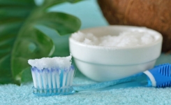 Pourquoi vous devriez vous brosser les dents avec du sel