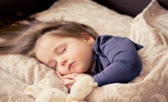 La science dit que les mamans sont plus heureuses quand les enfants se couchent tôt
