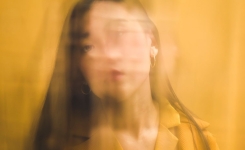 C'est à partir de cet âge précis que de nombreuses femmes commencent à se sentir invisibles