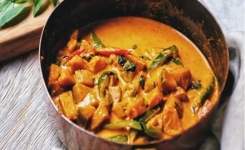 Un bon curry au butternut et au lait de coco, épicé et bienfaisant !