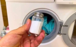 L’astuce du sel mélangé avec la lessive : une solution qui peut changer votre quotidien