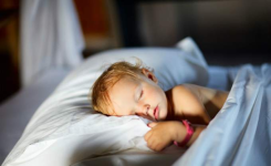 À quelle heure votre enfant doit-il se coucher ? Le guide pratique SELON SON ÂGE.