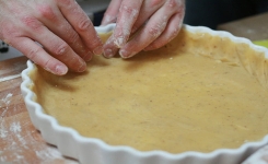 La recette parfaite de la pâte à tarte ultra rapide et sans se salir les mains