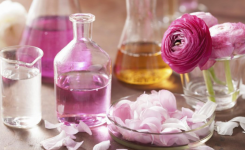4 Recettes d’eau de rose pour éliminer les imperfections de la peau