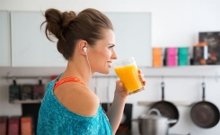 Jus d'orange : Plus proche du soda que de la nutrition, une tromperie à reconsidérer pour votre santé matinale