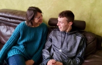 6 signes discrets qui peuvent révéler un autisme non diagnostiqué chez l’adulte