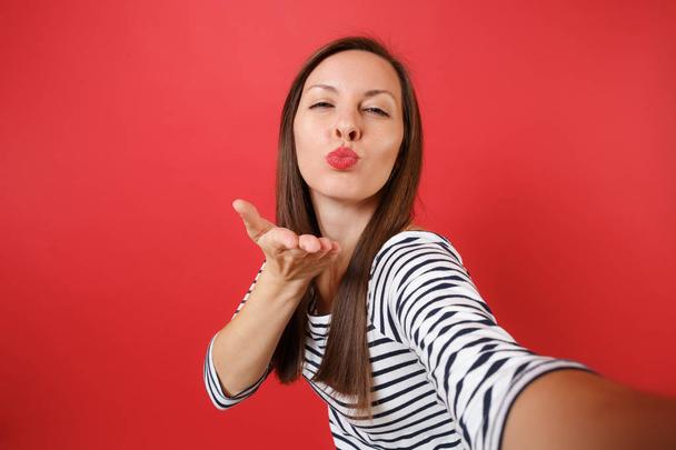 Faire des selfies peut être un trouble mental, voici pourquoi