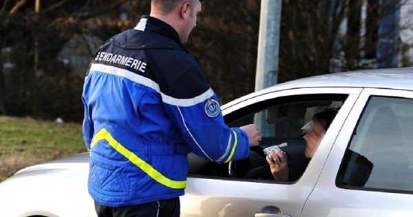 A partir du 1er juillet 2017, vous risquez une amende si vous n’avez pas ça dans votre voiture !