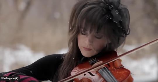 Internet a les larmes aux yeux après avoir écouté la version de Lindsey Stirling de « What Child is This? »