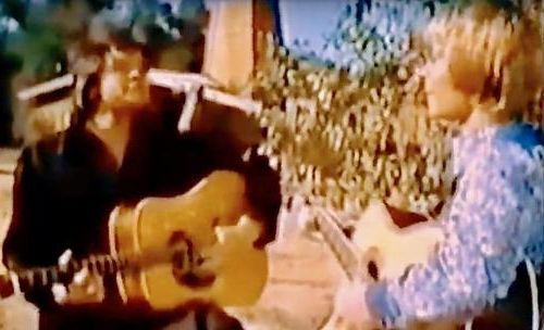 42 ans après le tournage, une vidéo perdue de John Denver et Johnny Cash chantant « Country Roads »