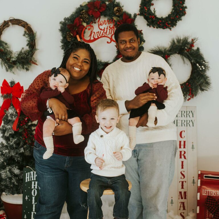 Un couple noir stérile adopte trois enfants : « La couleur de la peau ne doit pas nécessairement correspondre »