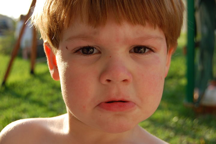 Les Dangers de la Violence Éducative : Pourquoi Frapper ou Crier n’est Jamais la Solution