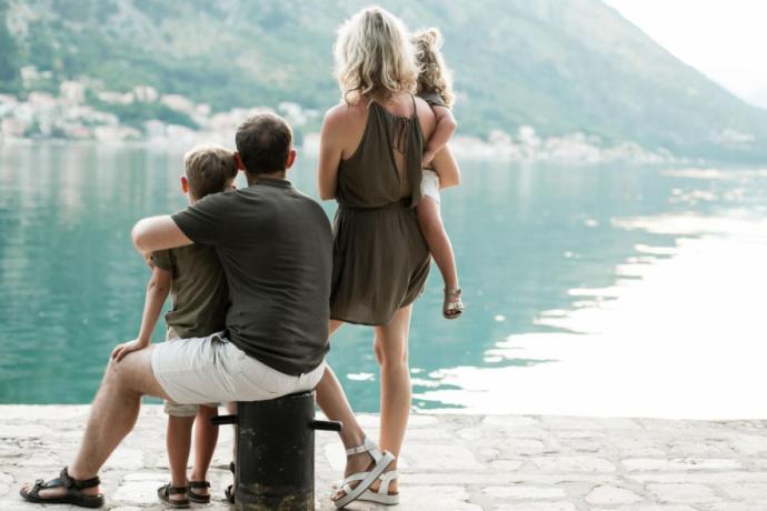 Pourquoi les femmes finissent leurs vacances d’été moins reposées que les hommes