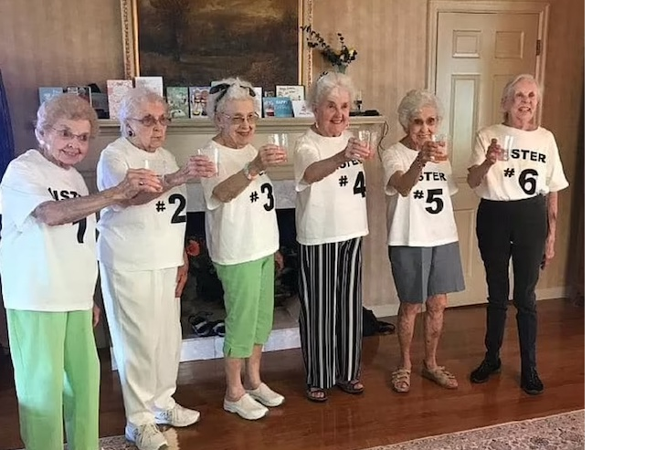« Six Sœurs du Missouri : Un Record Mondial de Longévité Familiale et de Liens Incassables »