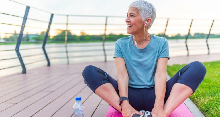 Plus de 50 ans : voici les 5 meilleures activités physiques pour rester en forme sans forcer