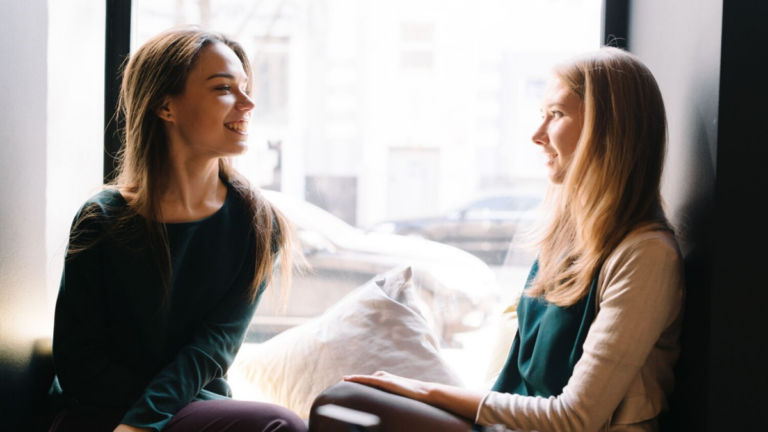La phrase à prononcer pour remettre en place (avec classe) une personne condescendante