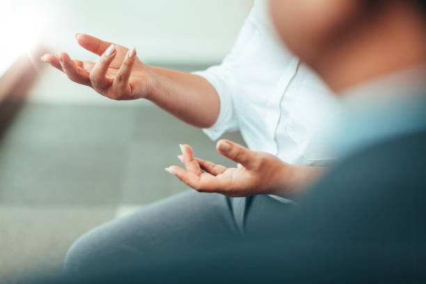 Pourquoi fait-on des gestes quand on parle ?