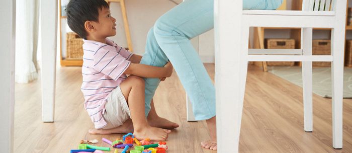 Comment aider un enfant à patienter lorsque vous êtes occupé