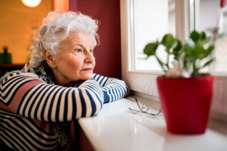 Pourquoi des parents aimants se retrouvent parfois seuls en vieillissant ?