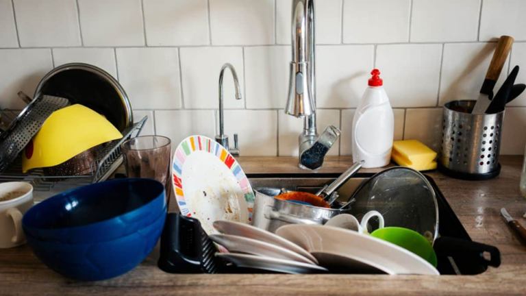 Ce que votre vaisselle sale révèle de votre personnalité
