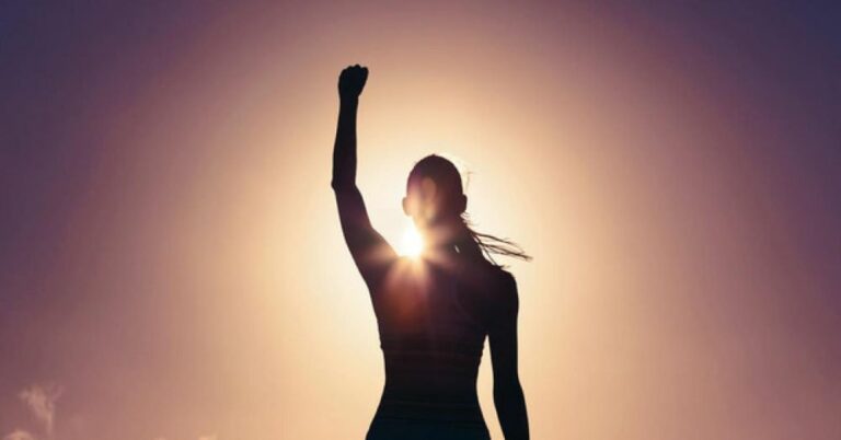 Personne ne pourra te contrôler : 7 astuces psychologiques pour reprendre le pouvoir sur ta vie