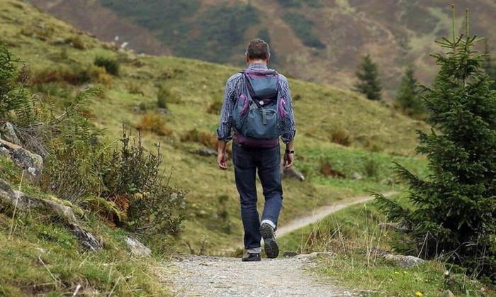 Cet Italien a marché 450 km après une dispute : l’histoire qui étonne