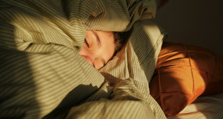 J’ai beaucoup de mal à m’endormir le soir : comment rompre ce cercle vicieux ?