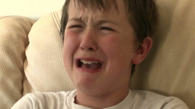 Comment gérer l’hyperactivité de mon fils ?